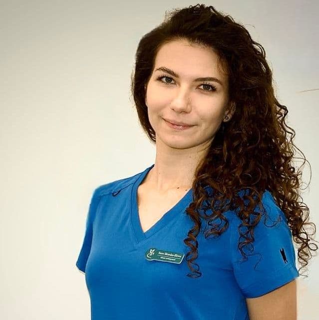 Pracownik: Sara Słomka - Śliwa